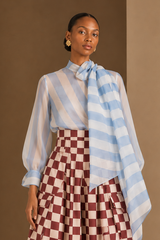 BLUSA ENTRELINEAS