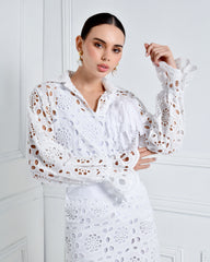 SET AMIRA